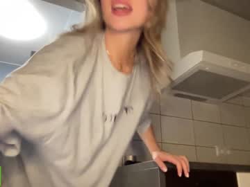 webcam girl angel_from_sky live cam image #6096682