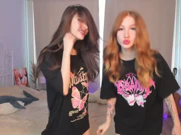 webcam girl jerkoffstation live cam image #3665941