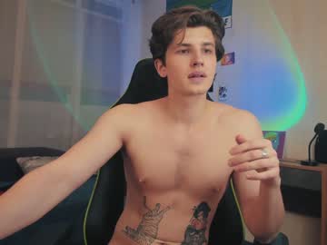 webcam man martinlutar420 live cam image #5930792