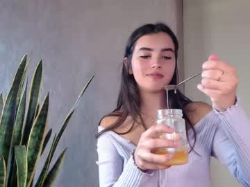 webcam girl nika_la live cam image #2854652