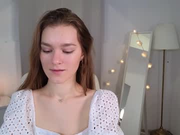 webcam girl charming_luna live cam image #6008903