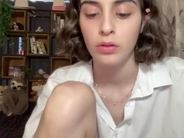 webcam girl wonderland_stia live cam image #6792187