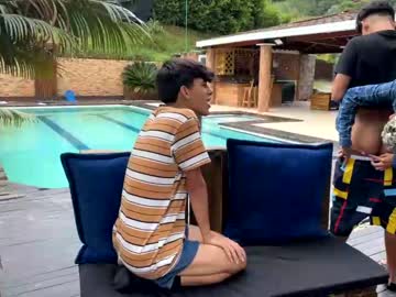 webcam man frat_house live cam image #1328550