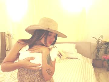 webcam girl kendalltyler live cam image #2308029