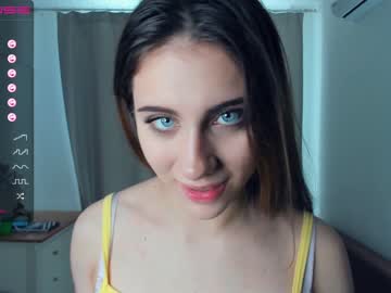 webcam girl il0_vee live cam image #4287262