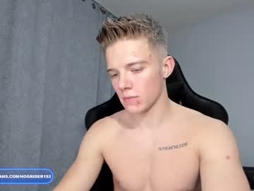 webcam man hogrider192 live cam image #5774113