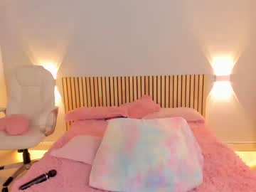 webcam girl little_effy18 live cam image #4912776