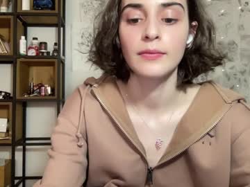 webcam girl wonderland_stia live cam image #6496163