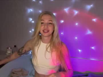webcam girl deardaria live cam image #4241120