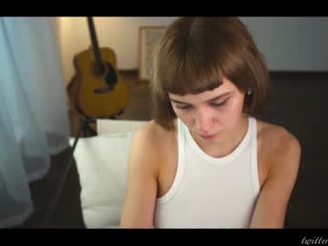 webcam girl luna_ai live cam image #2813935