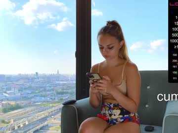 webcam girl misss_viki live cam image #4783487