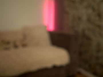 webcam girl prettyhousewife live cam image #3925021