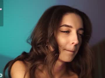 webcam girl angels_kiss live cam image #6311535