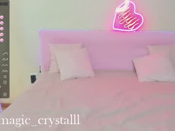 webcam girl white__crystal_ live cam image #2439542