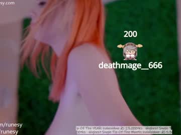 webcam girl runesy live cam image #4537343