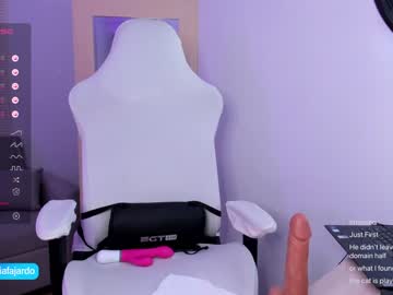 webcam girl sweet_littleee live cam image #5388589
