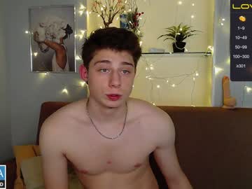 webcam man dembrigthstar live cam image #3780803