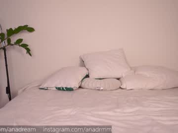 webcam girl dreamana live cam image #1832338