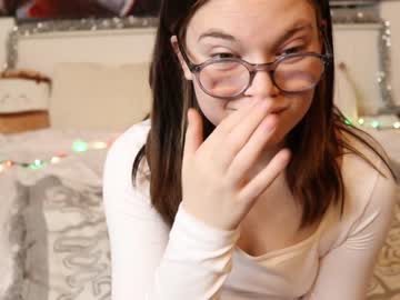 webcam girl lexi_laine live cam image #3241141