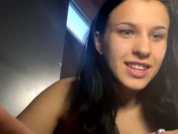 webcam girl cherrryv20 live cam image #2064390