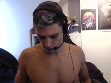 webcam man misterydragon live cam image #429634