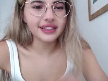 webcam girl playnofuckinggames live cam image #287492