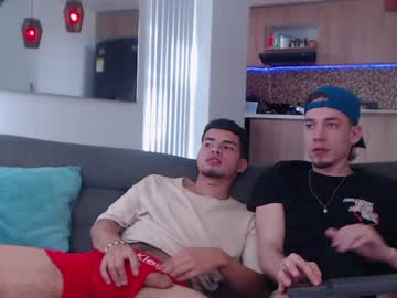 webcam man fratguysonline live cam image #4785348