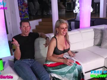 webcam girl wildwifebarbie live cam image #6179425