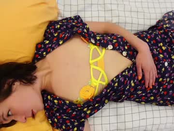 webcam girl olive_fox live cam image #4335979