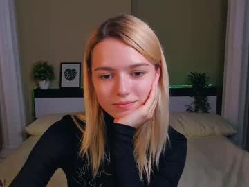 webcam girl monica_style01 live cam image #7025497