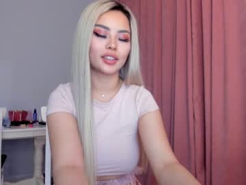 webcam girl bae_suz live cam image #238782