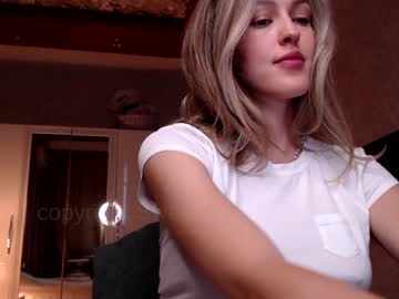 webcam girl sweetboobss1 live cam image #1885900