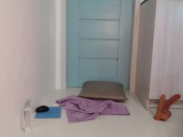 webcam girl squirtomania live cam image #5395561