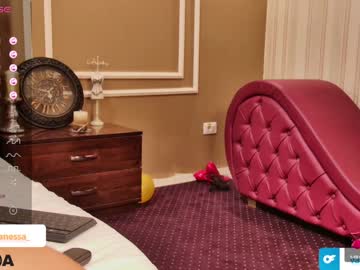 webcam girl florentina2004 live cam image #6767236