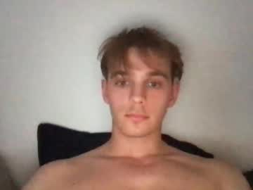 webcam man tarik_youn_ger live cam image #7025078