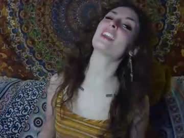 webcam girl pistachio__nut live cam image #1060670