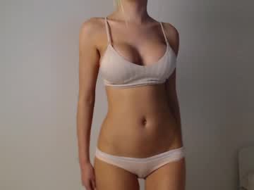 webcam girl trixie_taylor live cam image #6493088