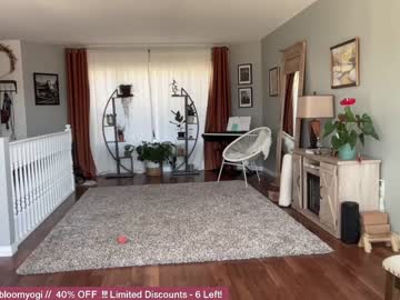webcam girl bloomyogi live cam image #2674123