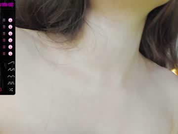 webcam girl urlittlegirl_ live cam image #2232299