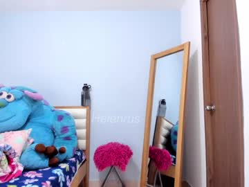 webcam girl helenrus live cam image #1914049