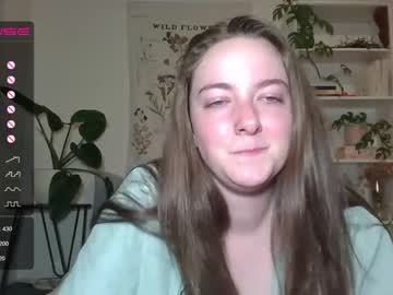webcam girl birdieflorence live cam image #1384953