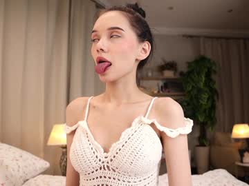 webcam girl riskyproject live cam image #6998806
