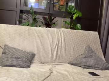 webcam girl l_0l live cam image #1546431