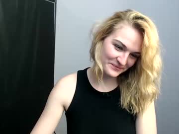 webcam girl tara_mony live cam image #1838501