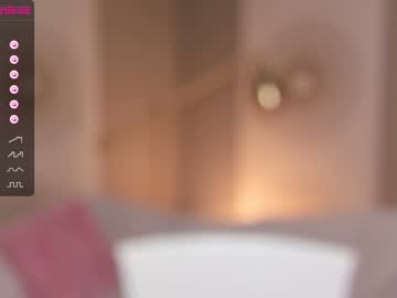 webcam girl happiness_call live cam image #4769187