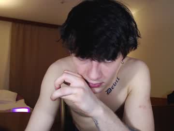 webcam man teddy_mode live cam image #1336942
