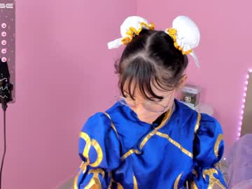 webcam girl little_effy18 live cam image #2495079