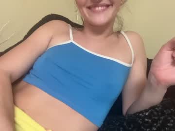 webcam girl ssneakyssarah live cam image #2681918