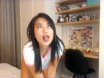 webcam girl loonyko live cam image #2575529