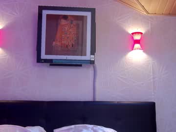 webcam girl immature_babyy live cam image #1299011